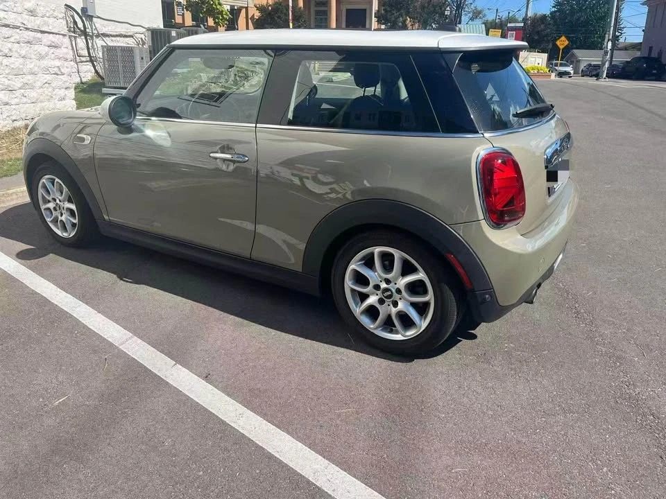 2019 Mini Mini 3rd Gen - Image 8 of 10