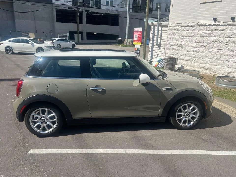 2019 Mini Mini 3rd Gen - Image 5 of 10