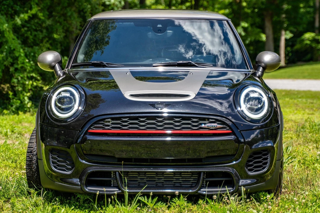 2019 Mini Mini John Cooper Works 3rd Gen - Image 2 of 31
