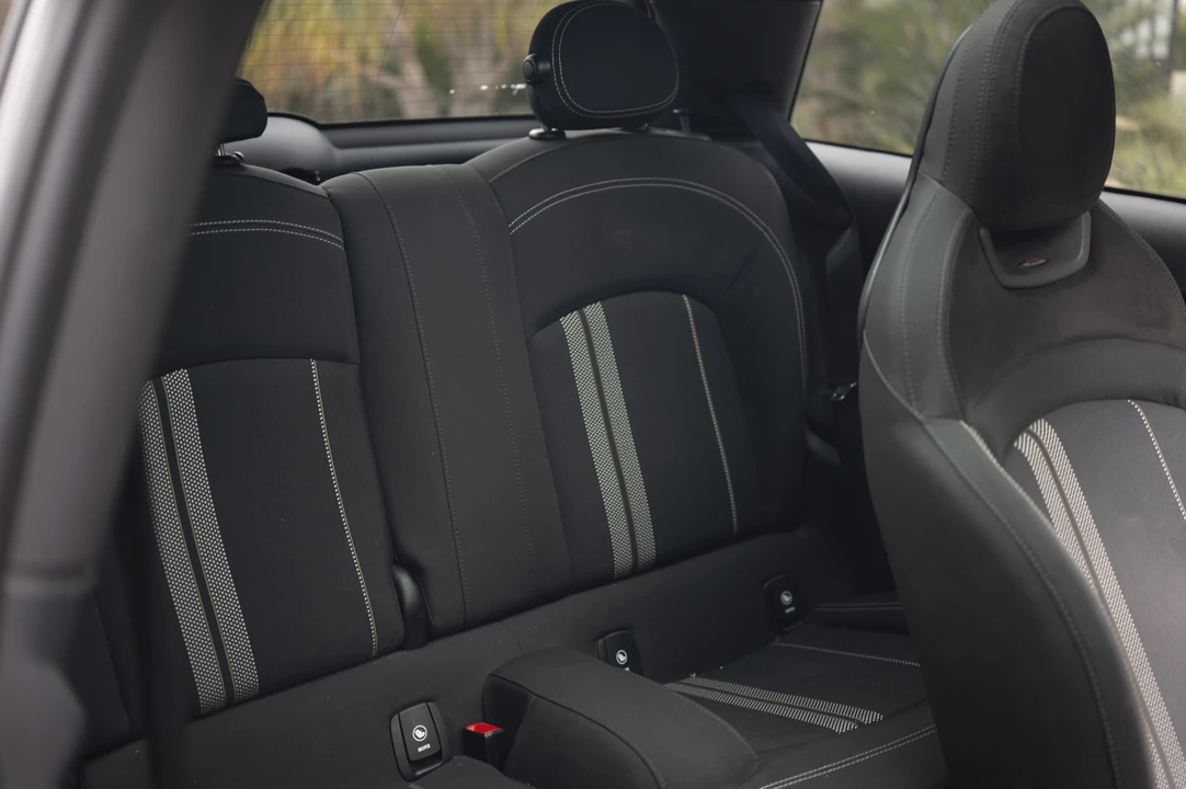 2019 Mini Mini 3rd Gen - Image 24 of 31
