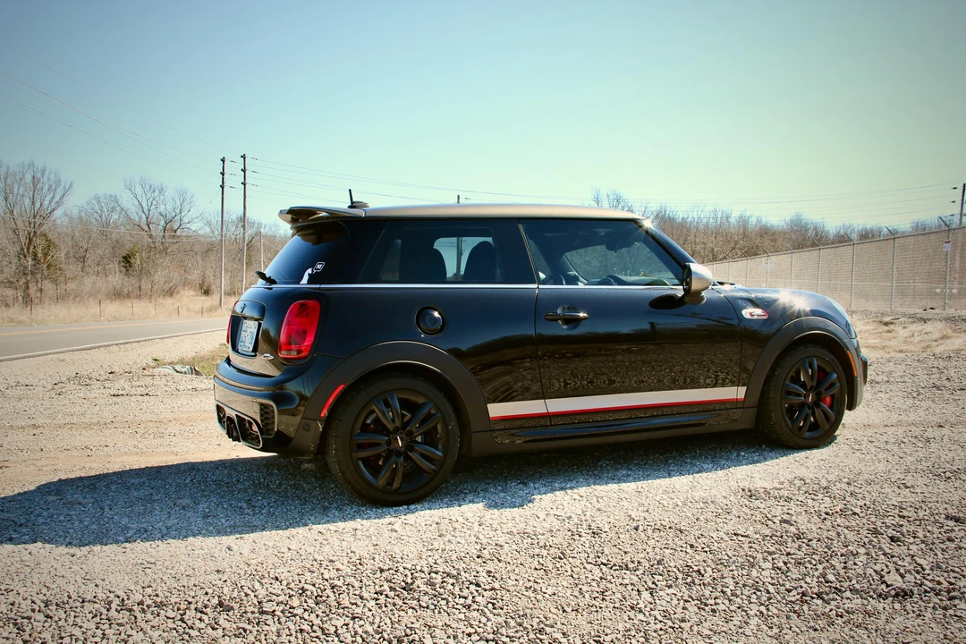 2019 Mini Mini 3rd Gen - Image 15 of 31