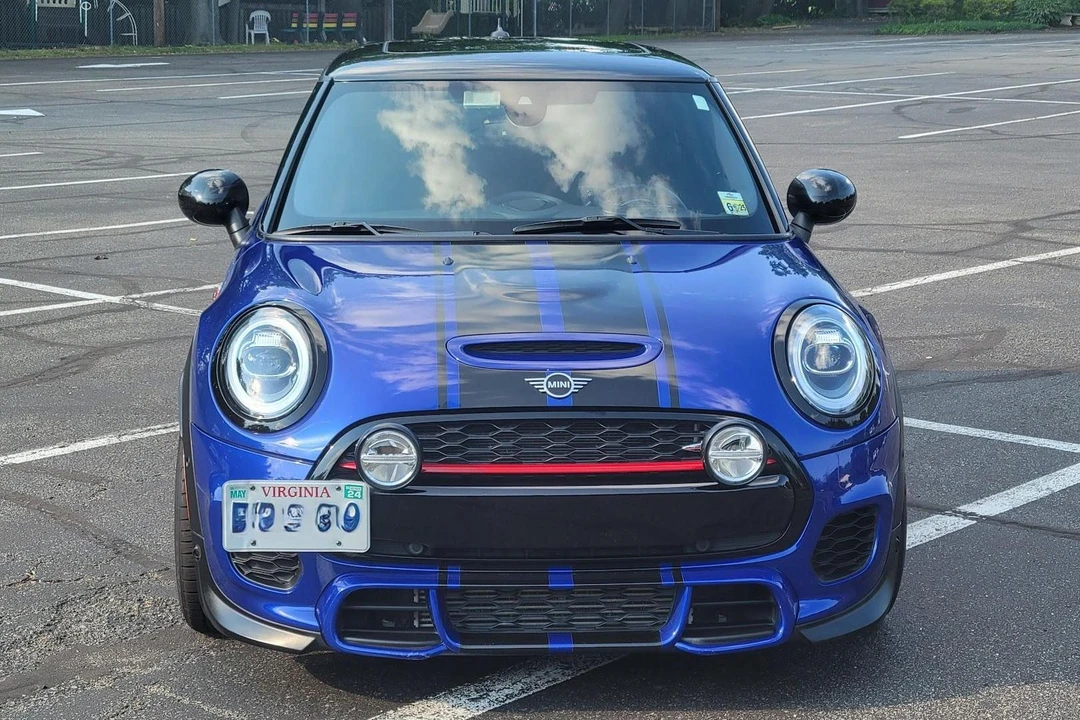 2019 Mini Mini 3rd Gen - Image 2 of 31