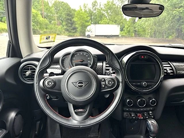 2019 Mini Mini Cooper S 3rd Gen - Image 18 of 20