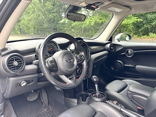 2019 Mini Mini Cooper S 3rd Gen - Image 16 of 20
