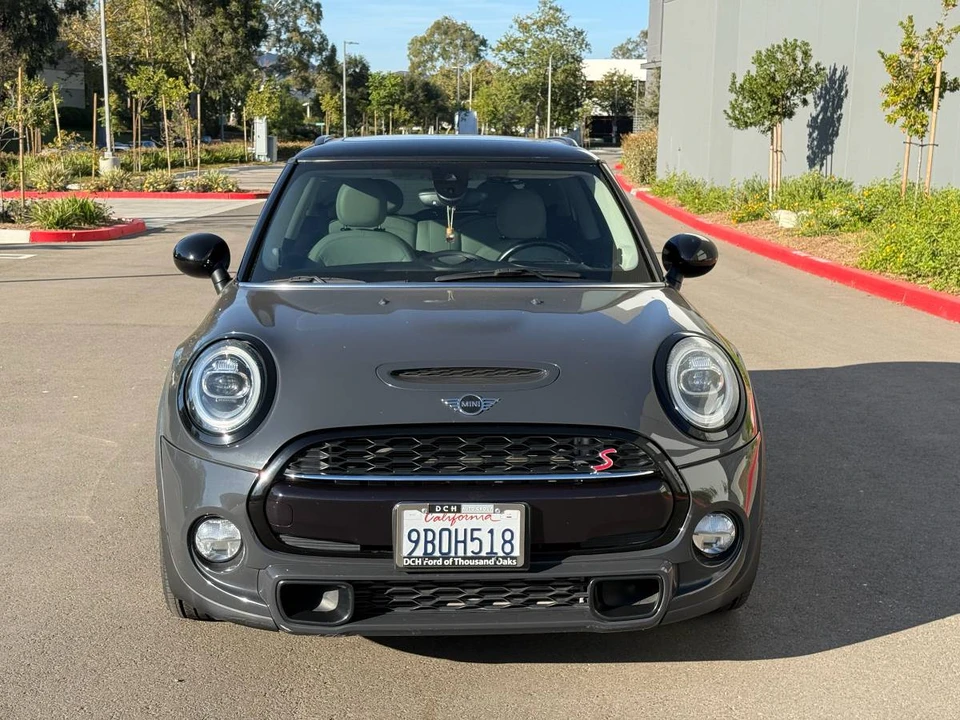 2019 Mini Mini Cooper S 3rd Gen - Image 2 of 18