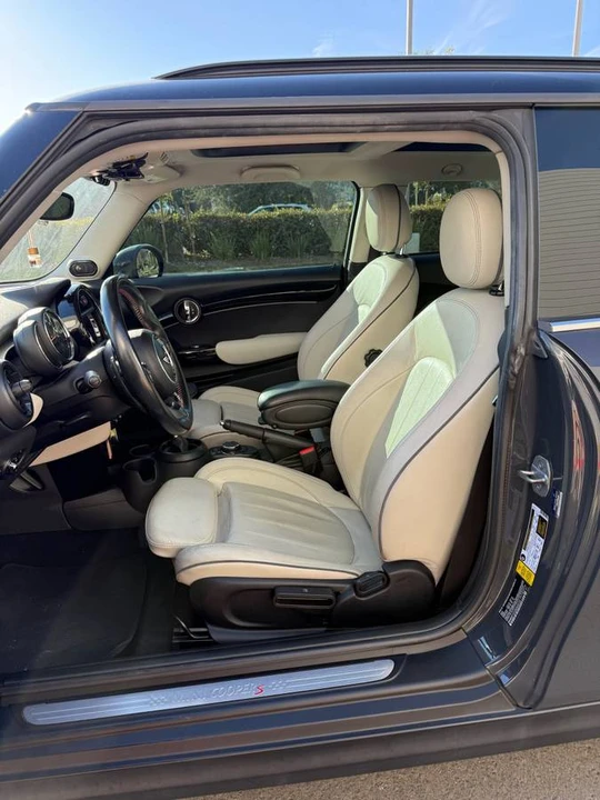 2019 Mini Mini Cooper S 3rd Gen - Image 18 of 18