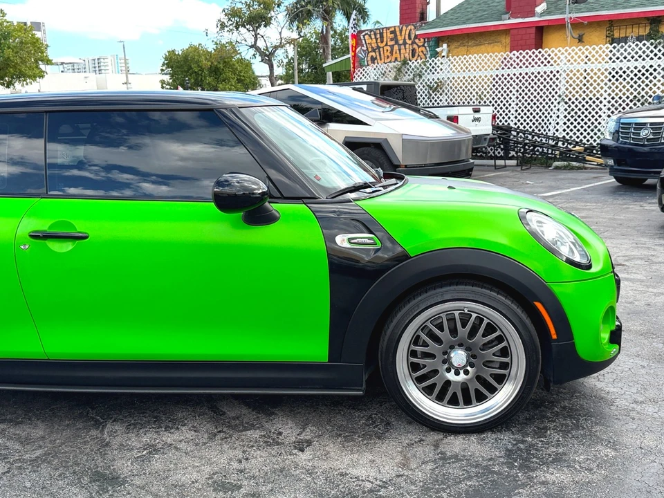 2019 Mini Mini Cooper S 3rd Gen - Image 11 of 21