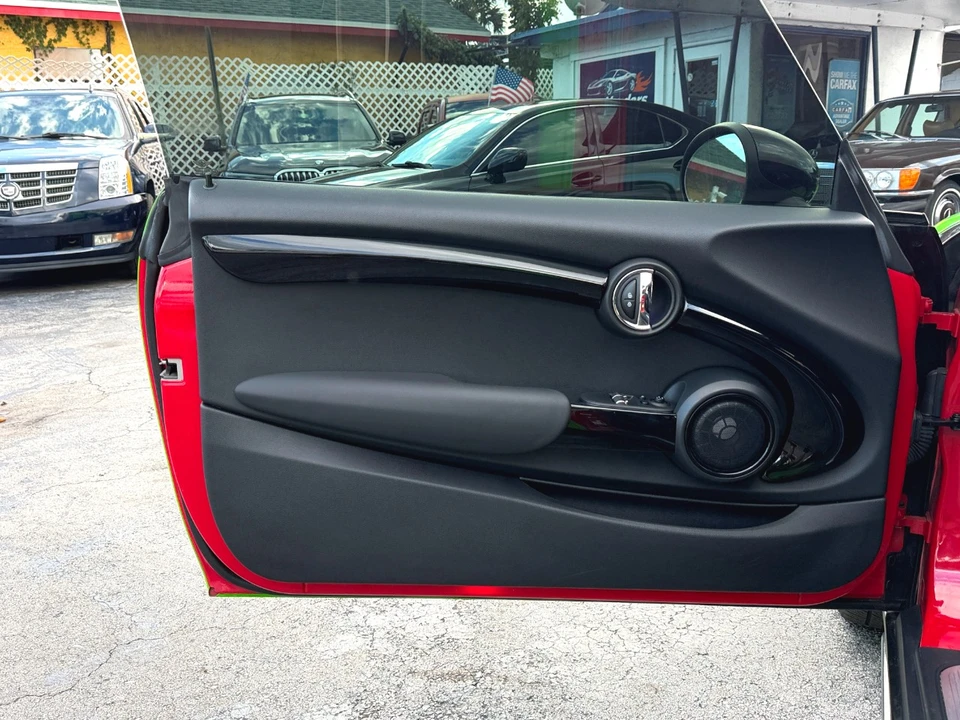 2019 Mini Mini Cooper S 3rd Gen - Image 16 of 21