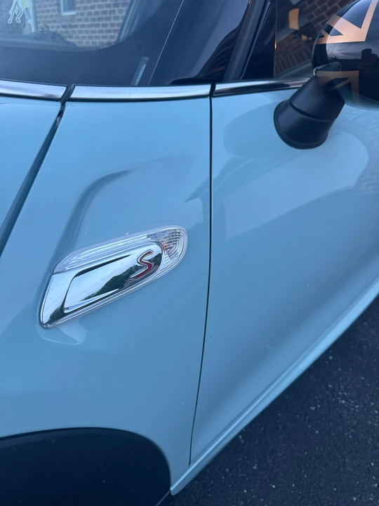 2019 Mini Mini Cooper S 3rd Gen - Image 23 of 31