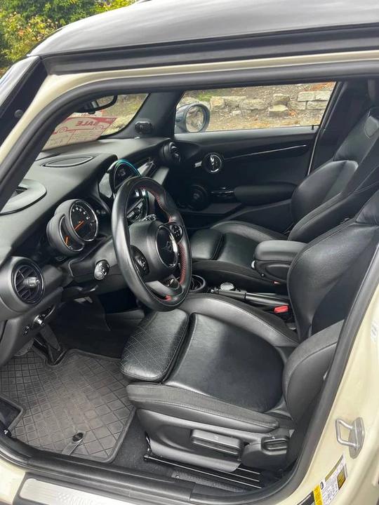2019 Mini Mini Cooper S 3rd Gen - Image 4 of 12