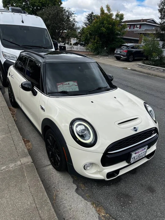 2019 Mini Mini Cooper S 3rd Gen - Image 11 of 12