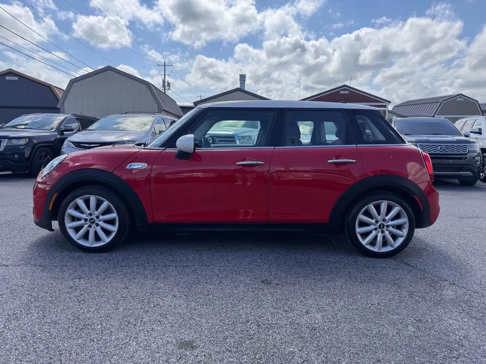2019 Mini Mini Cooper S 3rd Gen - Image 6 of 10