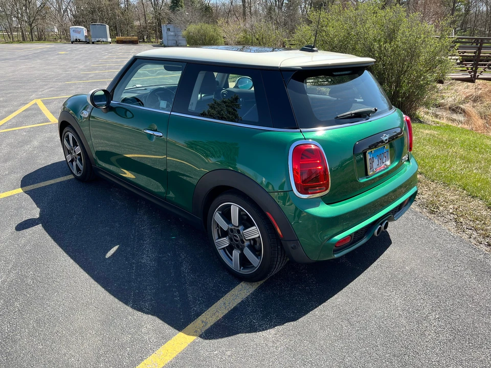 2019 Mini Mini Cooper S 3rd Gen - Image 7 of 31