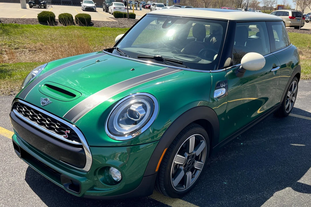 2019 Mini Mini Cooper S 3rd Gen - Image 6 of 31