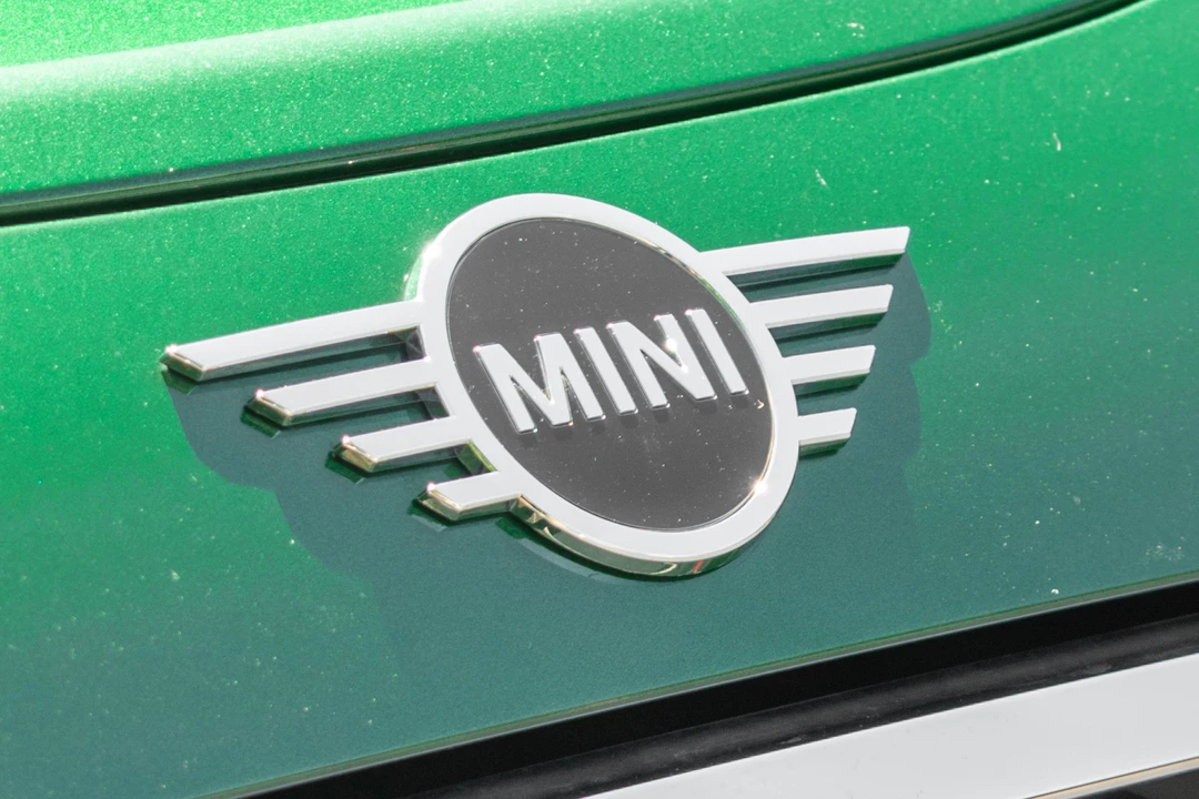 2019 Mini Mini Cooper S 3rd Gen - Image 11 of 31