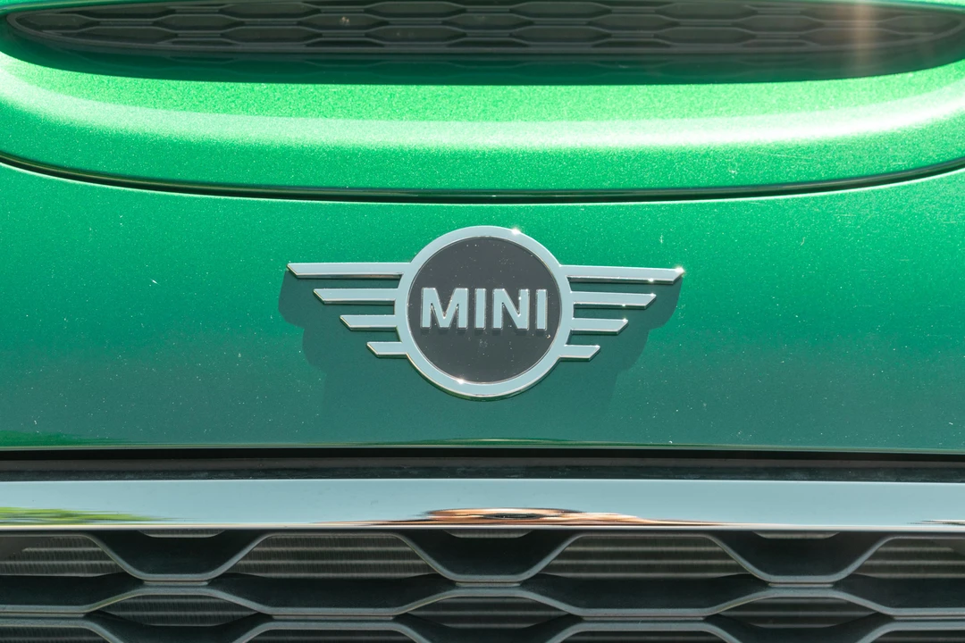 2019 Mini Mini Cooper S 3rd Gen - Image 12 of 31