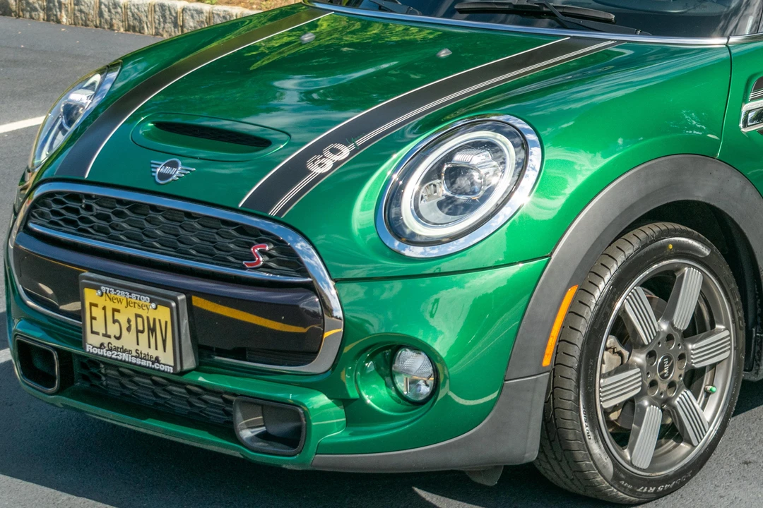 2019 Mini Mini Cooper S 3rd Gen - Image 16 of 31