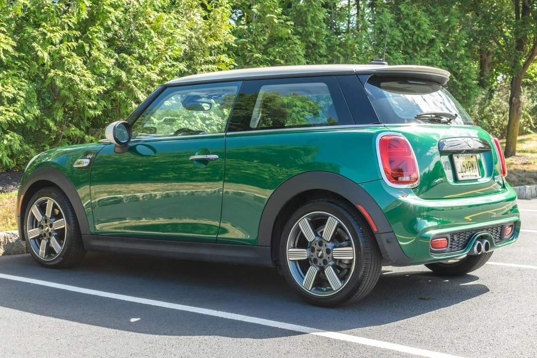2019 Mini Mini Cooper S 3rd Gen - Image 4 of 31