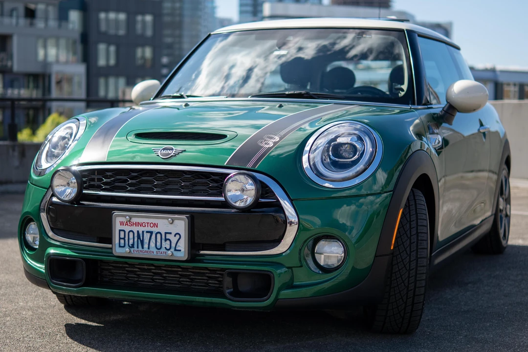 2019 Mini Mini 3rd Gen - Image 2 of 31