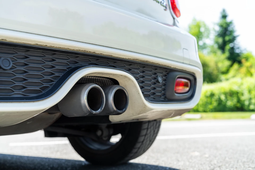 2019 Mini Mini Cooper S 3rd Gen - Image 23 of 31