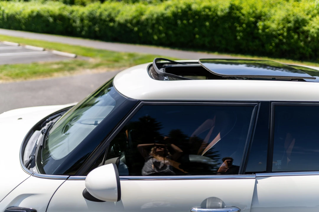 2019 Mini Mini Cooper S 3rd Gen - Image 20 of 31