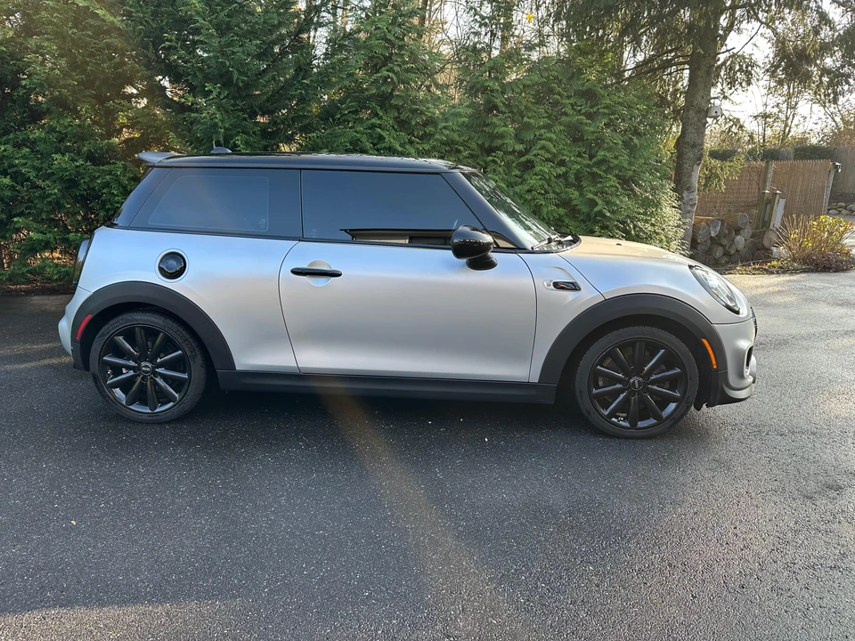 2019 Mini Mini Cooper S 3rd Gen - Image 22 of 31
