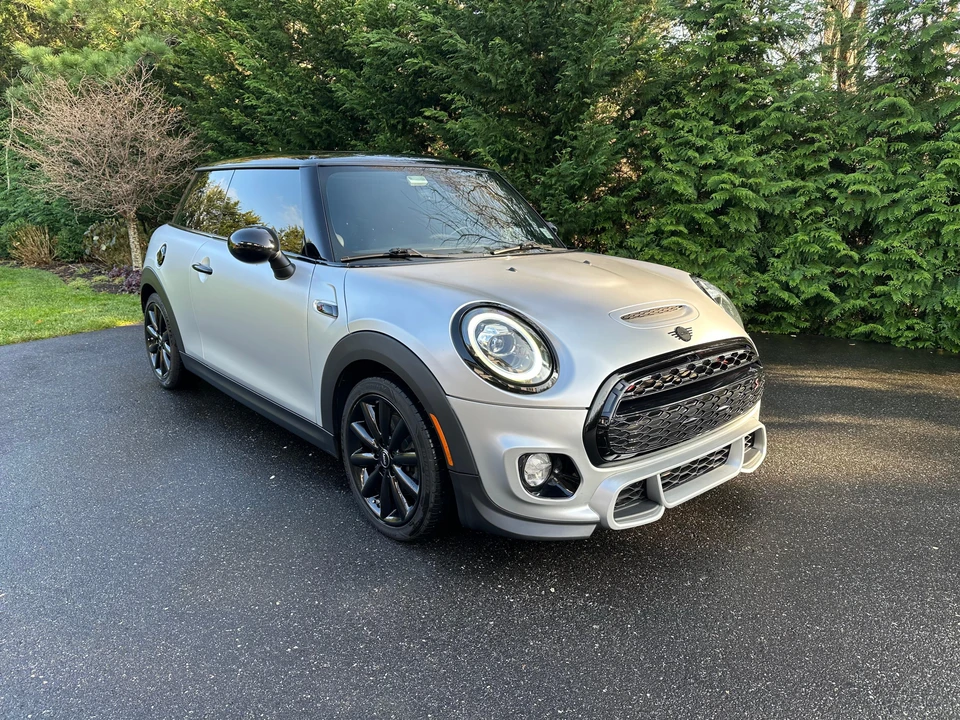 2019 Mini Mini Cooper S 3rd Gen - Image 24 of 31