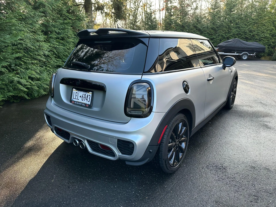 2019 Mini Mini Cooper S 3rd Gen - Image 19 of 31