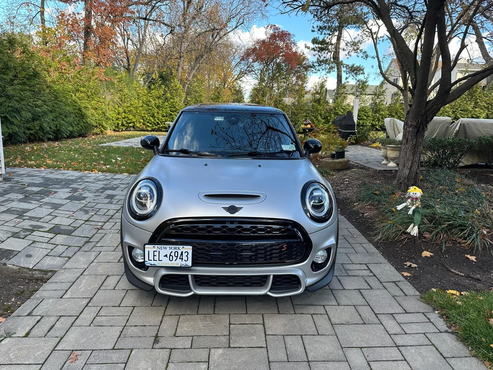 2019 Mini Mini Cooper S 3rd Gen - Image 25 of 31