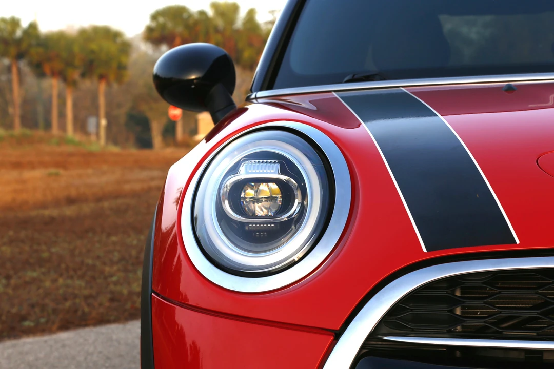 2019 Mini Mini Cooper S 3rd Gen - Image 10 of 25