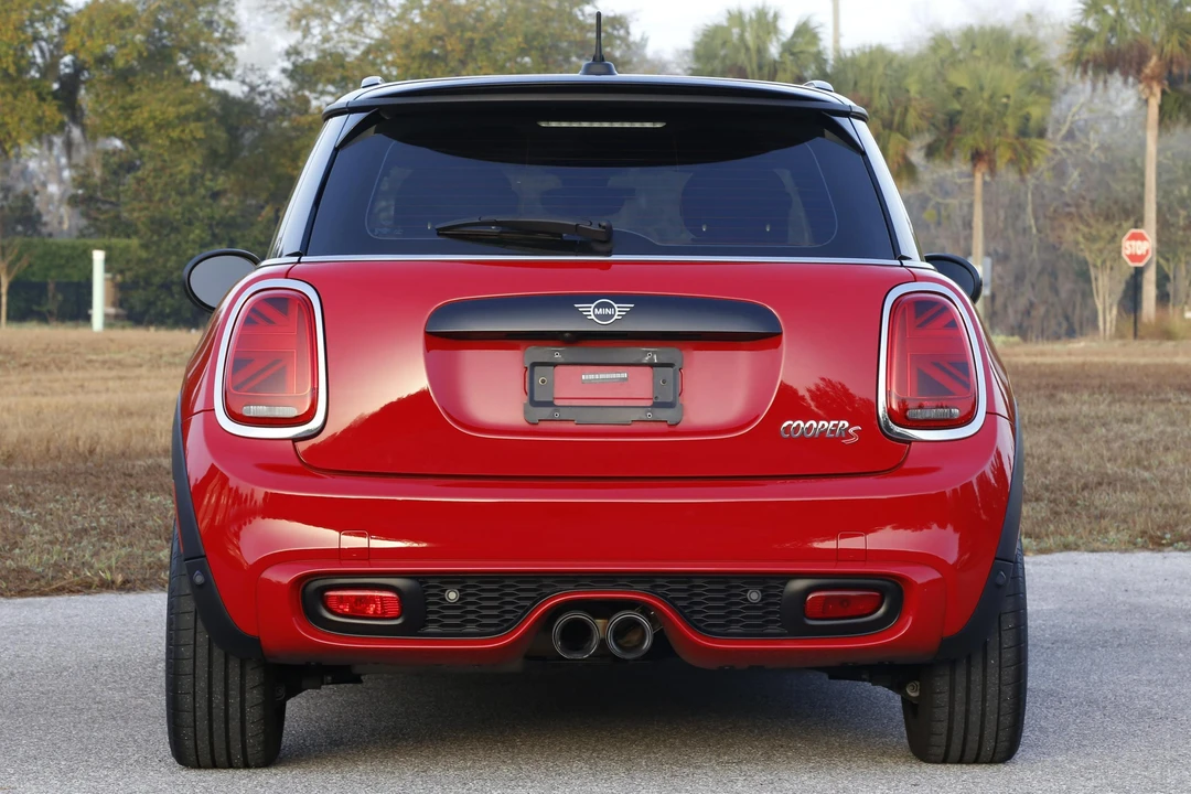 2019 Mini Mini Cooper S 3rd Gen - Image 5 of 25
