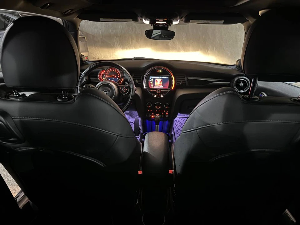 2019 Mini Mini Cooper S 3rd Gen - Image 8 of 11