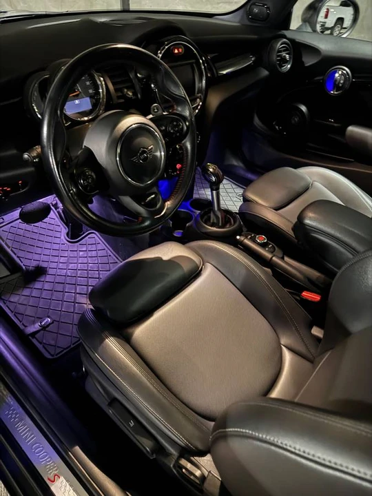 2019 Mini Mini Cooper S 3rd Gen - Image 6 of 11