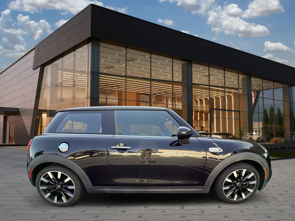 2019 Mini Mini Cooper S 3rd Gen - Image 4 of 22