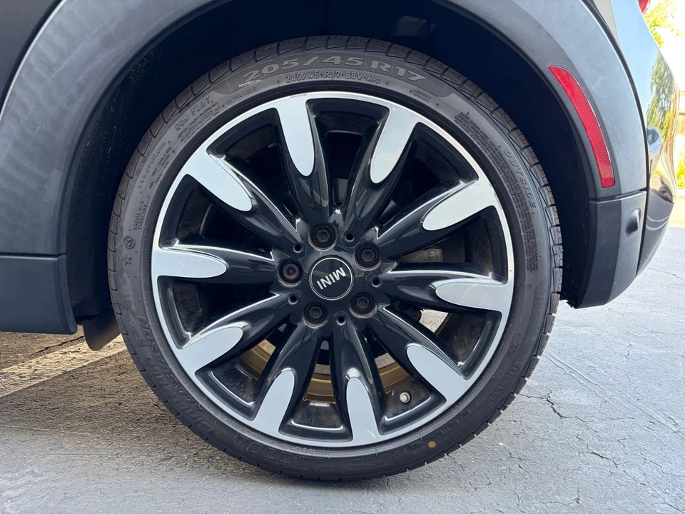 2019 Mini Mini Cooper S 3rd Gen - Image 22 of 22