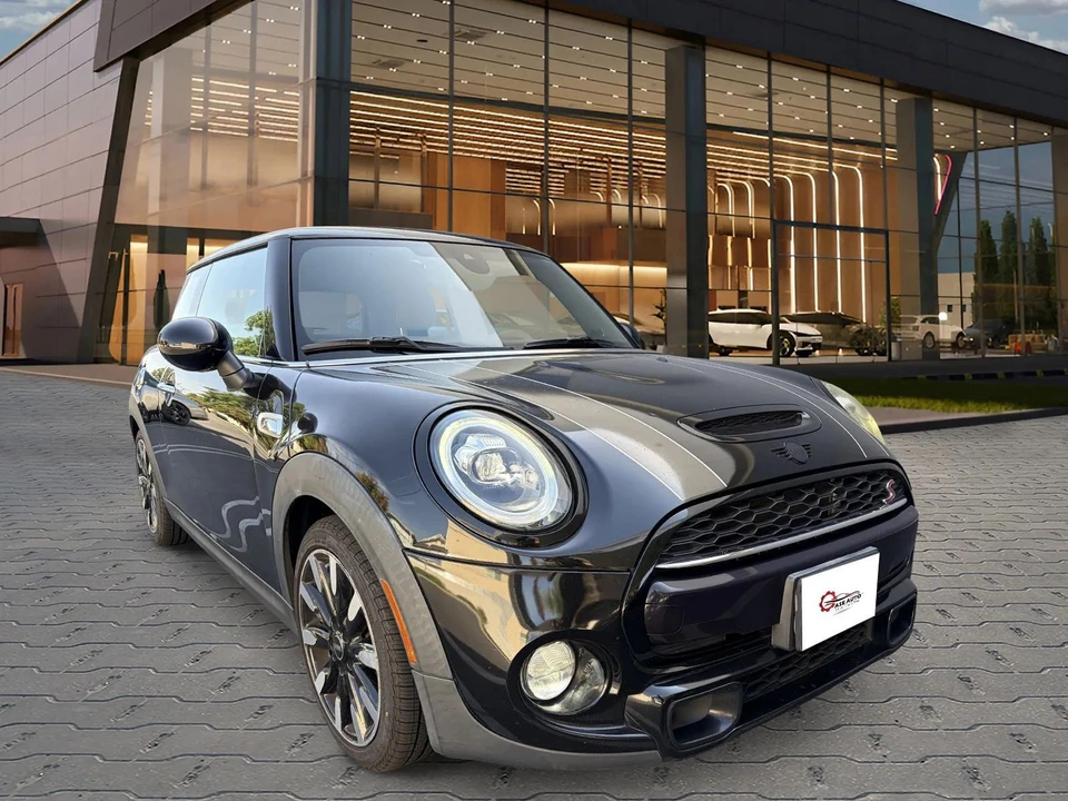 2019 Mini Mini Cooper S 3rd Gen - Image 3 of 22