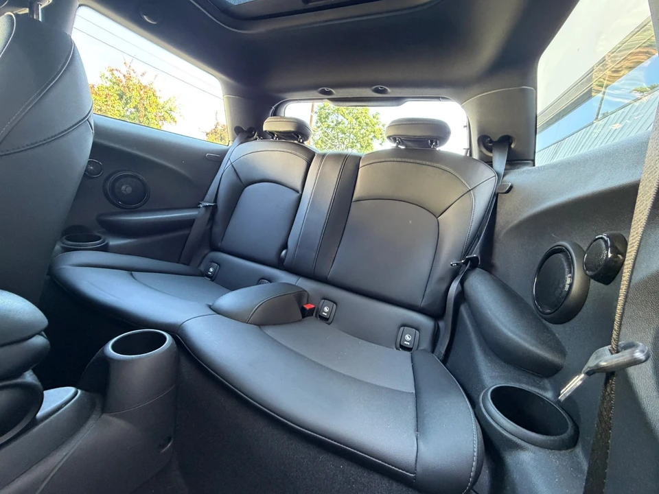 2019 Mini Mini Cooper S 3rd Gen - Image 12 of 22