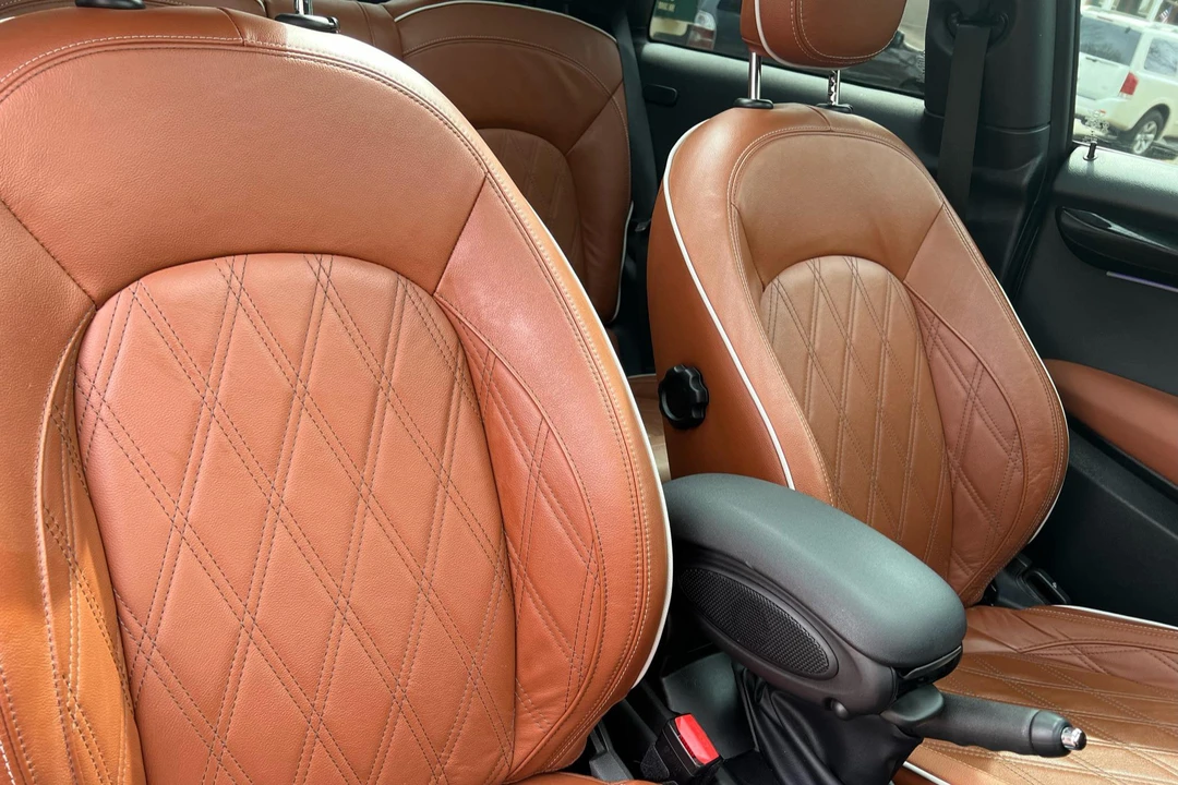 2019 Mini Mini Cooper S 3rd Gen - Image 9 of 13