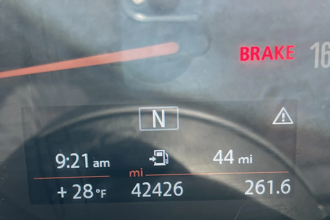 2019 Mini Mini Cooper S 3rd Gen - Image 11 of 13