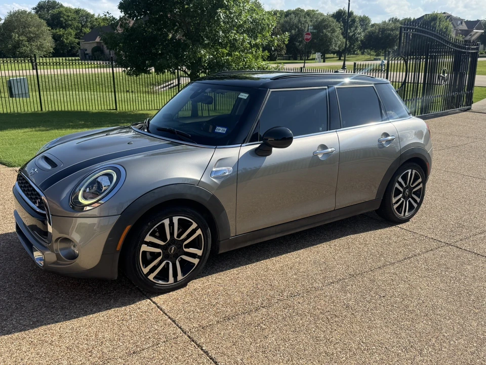 2019 Mini Mini Cooper S 3rd Gen - Image 2 of 31