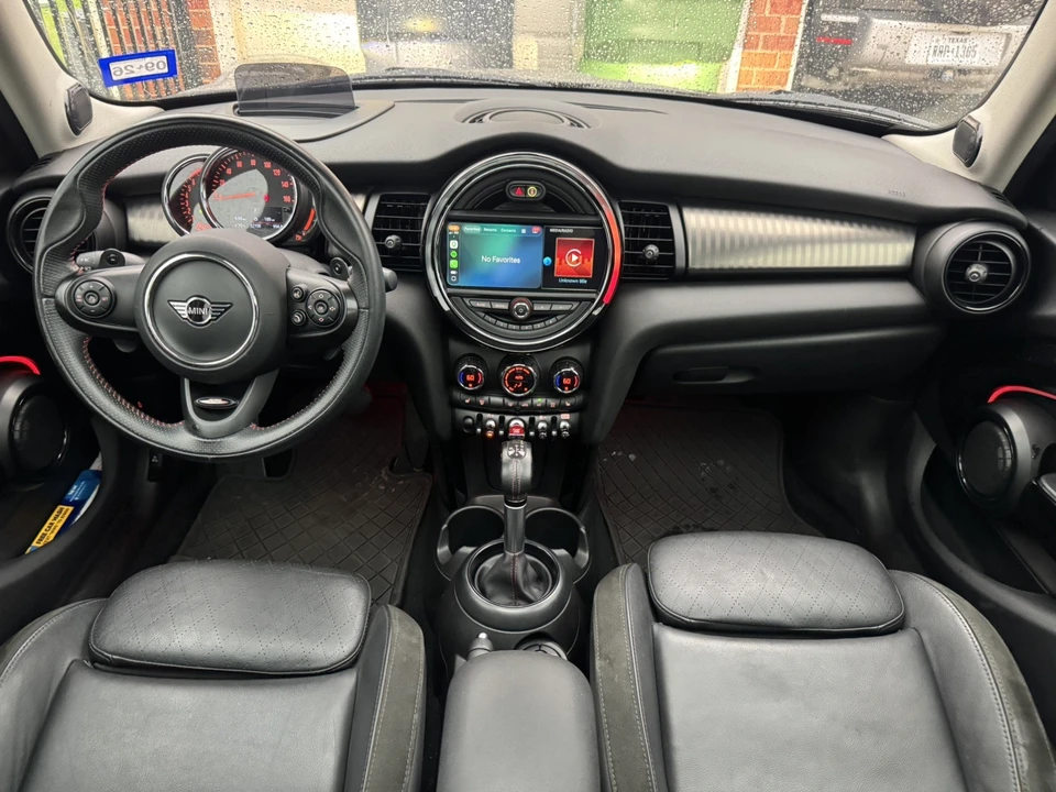 2019 Mini Mini Cooper S 3rd Gen - Image 16 of 31