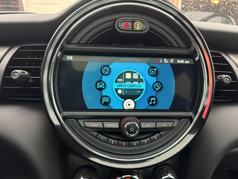 2019 Mini Mini Cooper S 3rd Gen - Image 18 of 31