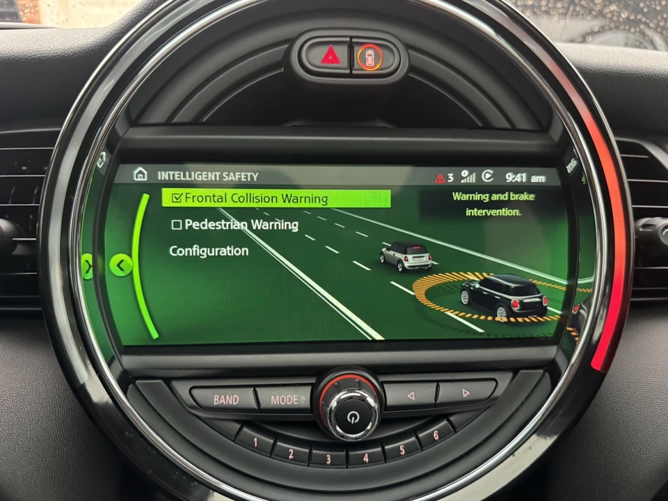 2019 Mini Mini Cooper S 3rd Gen - Image 23 of 31