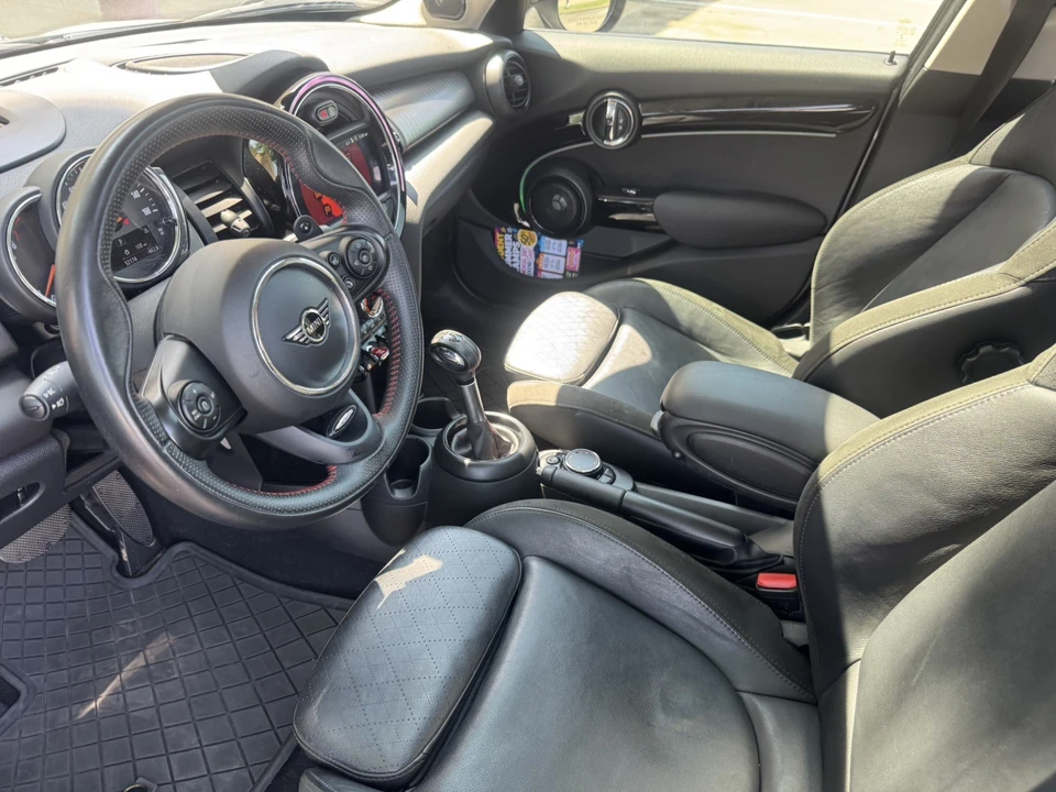 2019 Mini Mini Cooper S 3rd Gen - Image 9 of 31
