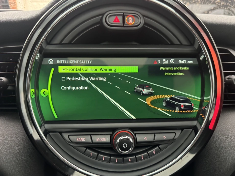 2019 Mini Mini Cooper S 3rd Gen - Image 19 of 31