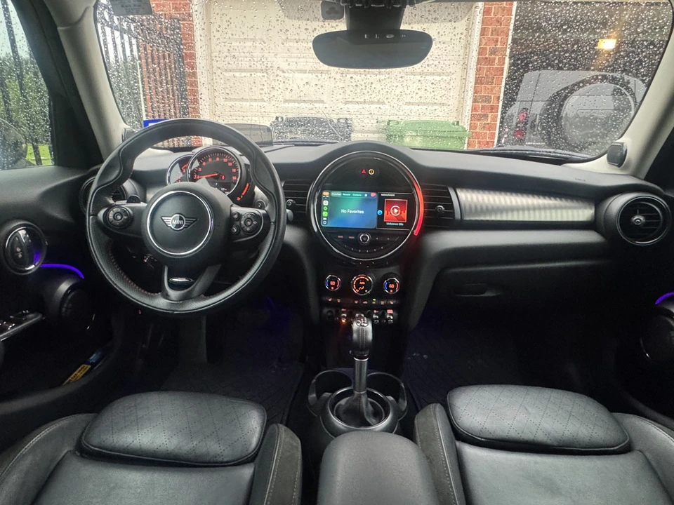 2019 Mini Mini Cooper S 3rd Gen - Image 25 of 31