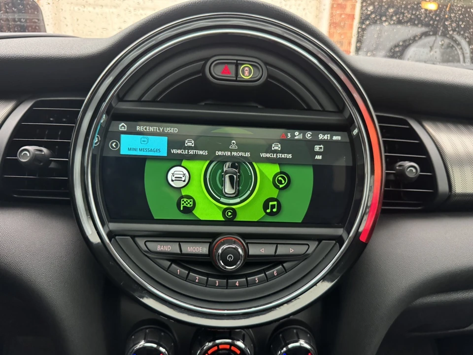 2019 Mini Mini Cooper S 3rd Gen - Image 12 of 31