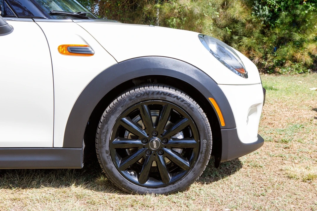 2019 Mini Mini 3rd Gen - Image 7 of 21