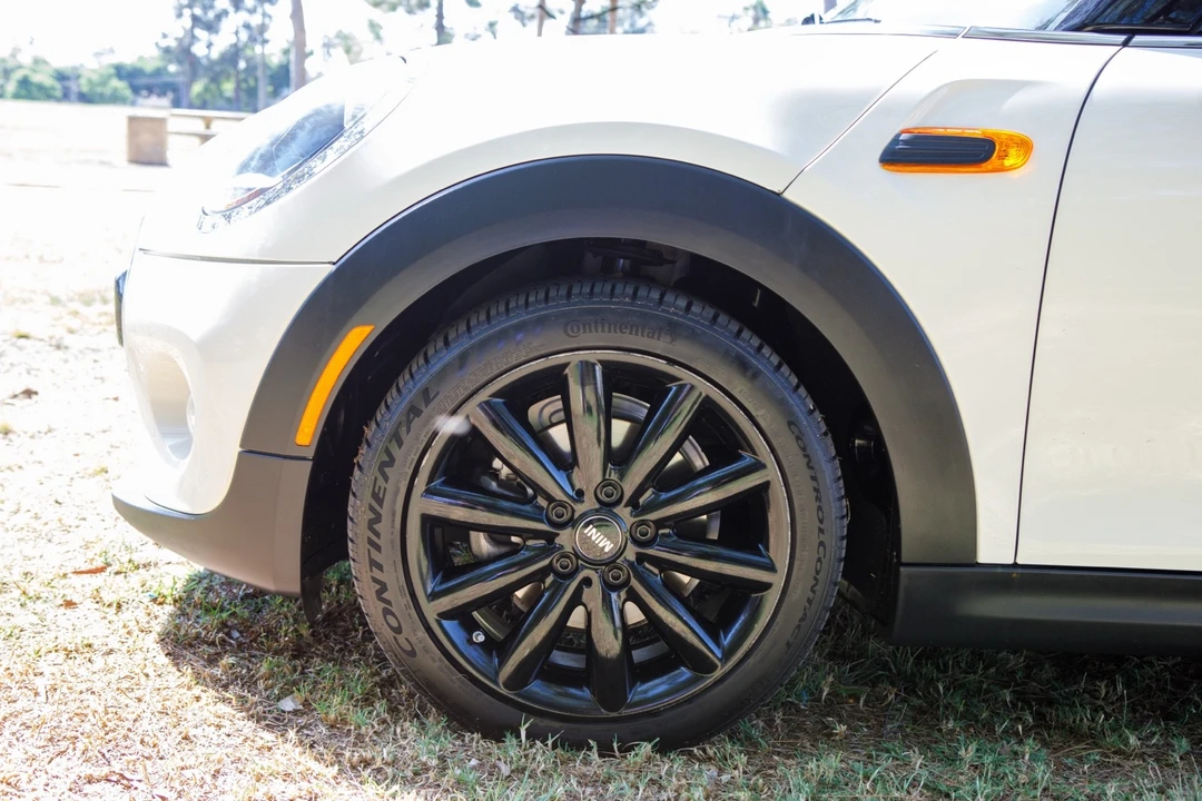2019 Mini Mini 3rd Gen - Image 18 of 21