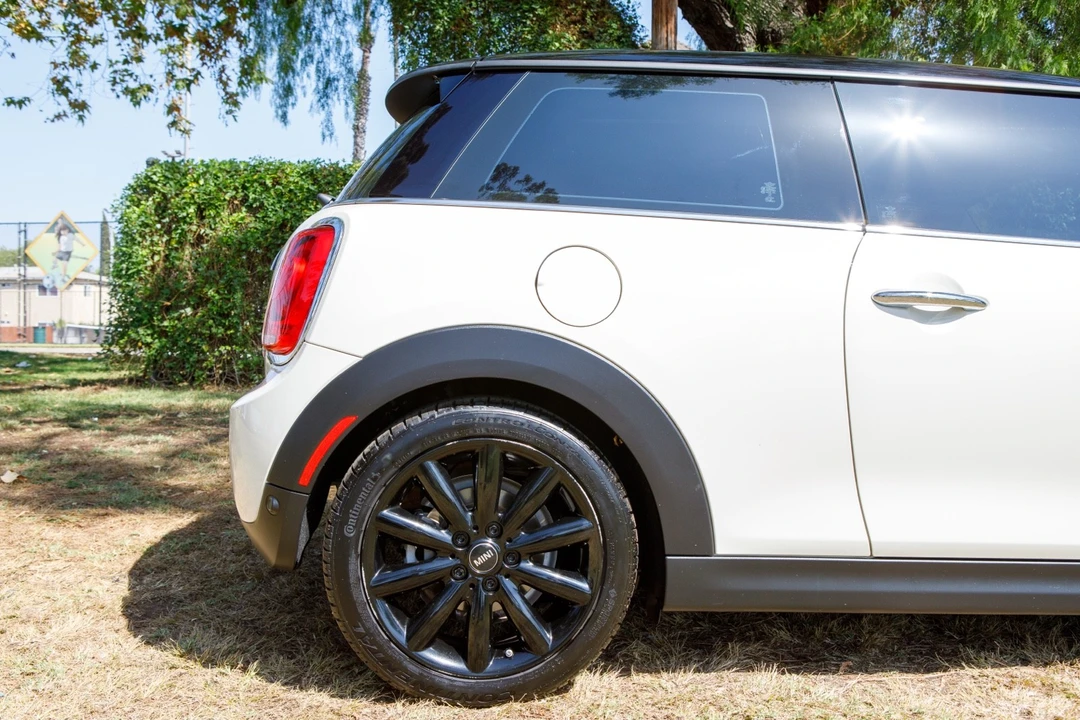 2019 Mini Mini 3rd Gen - Image 8 of 21